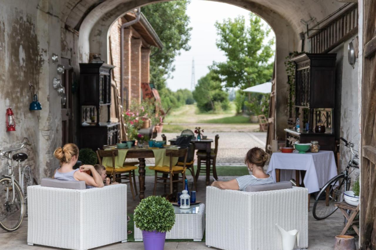 B&B Antica Cascina Boretto ภายนอก รูปภาพ
